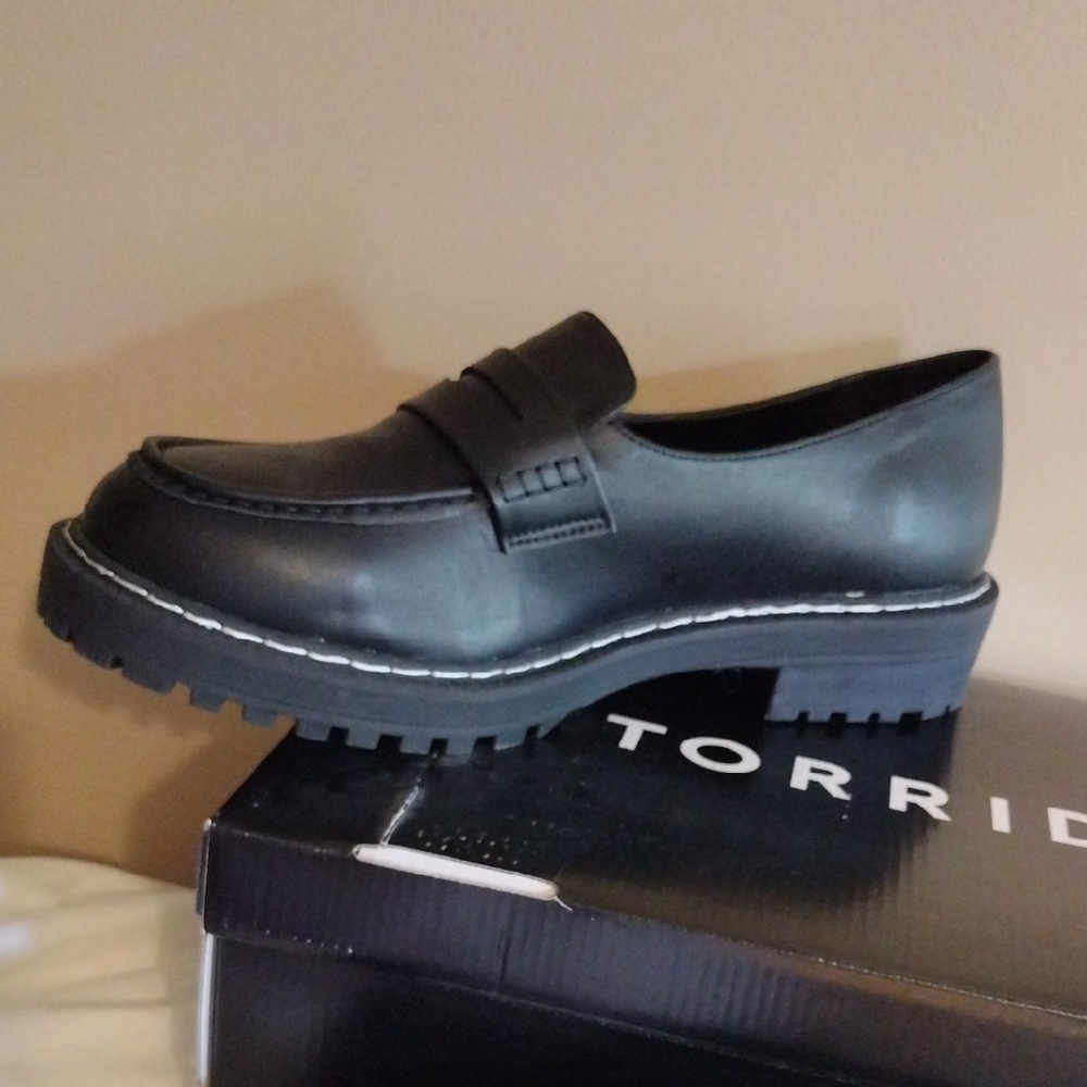 13 Torrid Classic Black Women's Slip-On Loafers